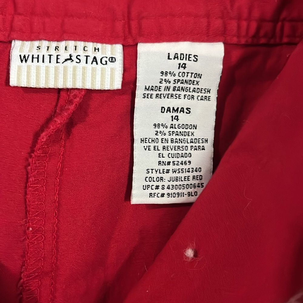 Red skort with pockets - Picture 2 of 5